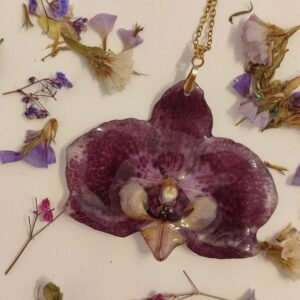 Colgante con una ORQUÍDEA REAL encapsulada en resina