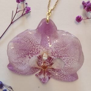 Colgante con una ORQUÍDEA REAL encapsulada en resina