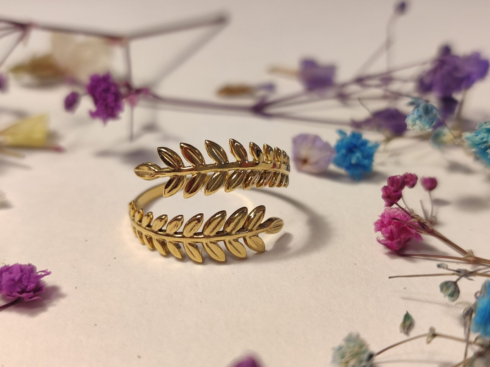 Anillo ajustable de acero inoxidable.