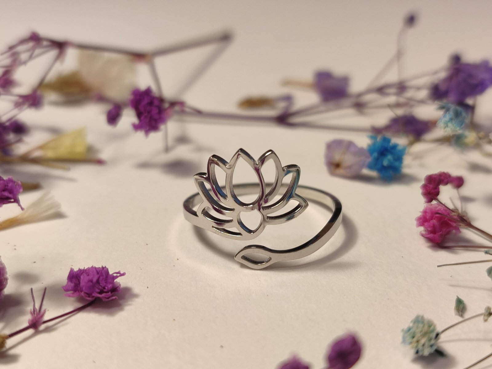 Anillo ajustable de acero inoxidable.