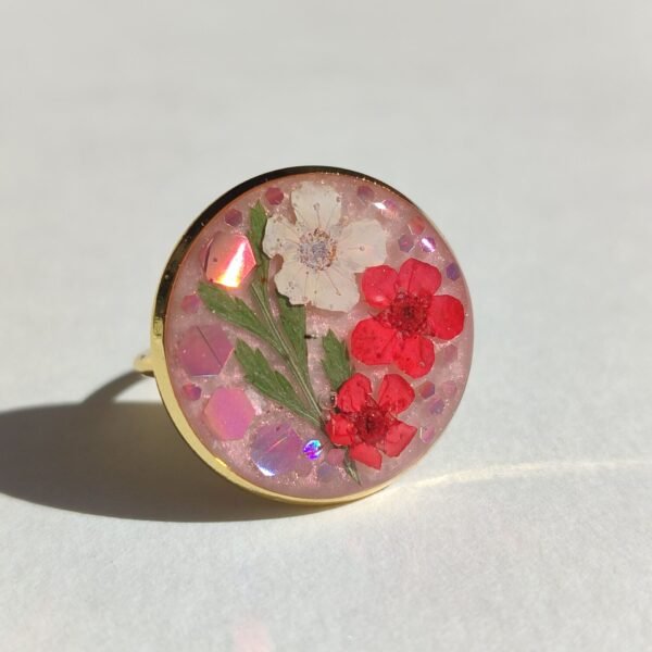 Anillo con DOS FLORES ROJAS y UNA BLANCA