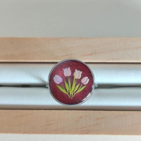 Anillo con MOTIVOS DE TULIPANES